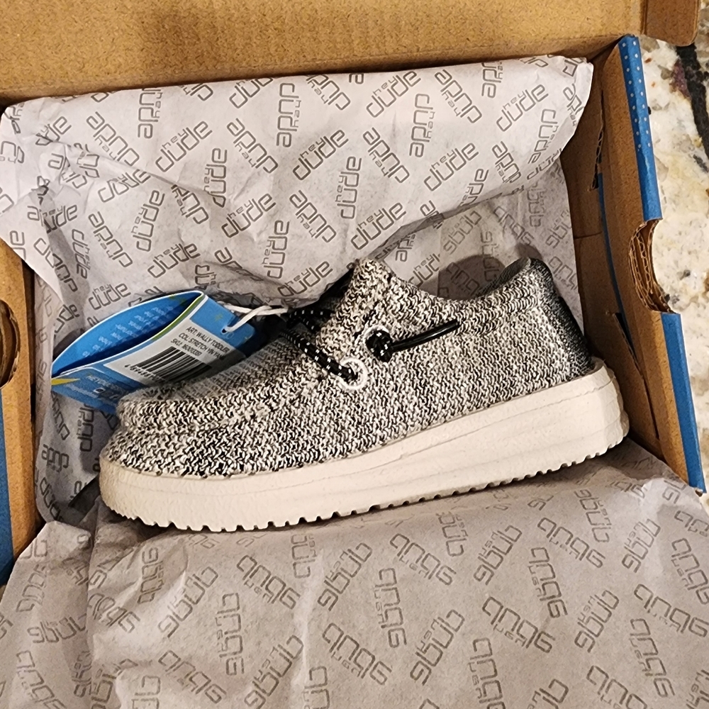 Hey Dudes Toddler size 6